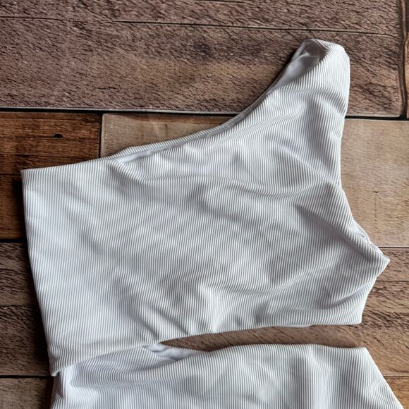 Beach Riot Swimsuit Celine Ribbed One Piece Small White Vacation Beach Pool Trip - Picture 4 of 7